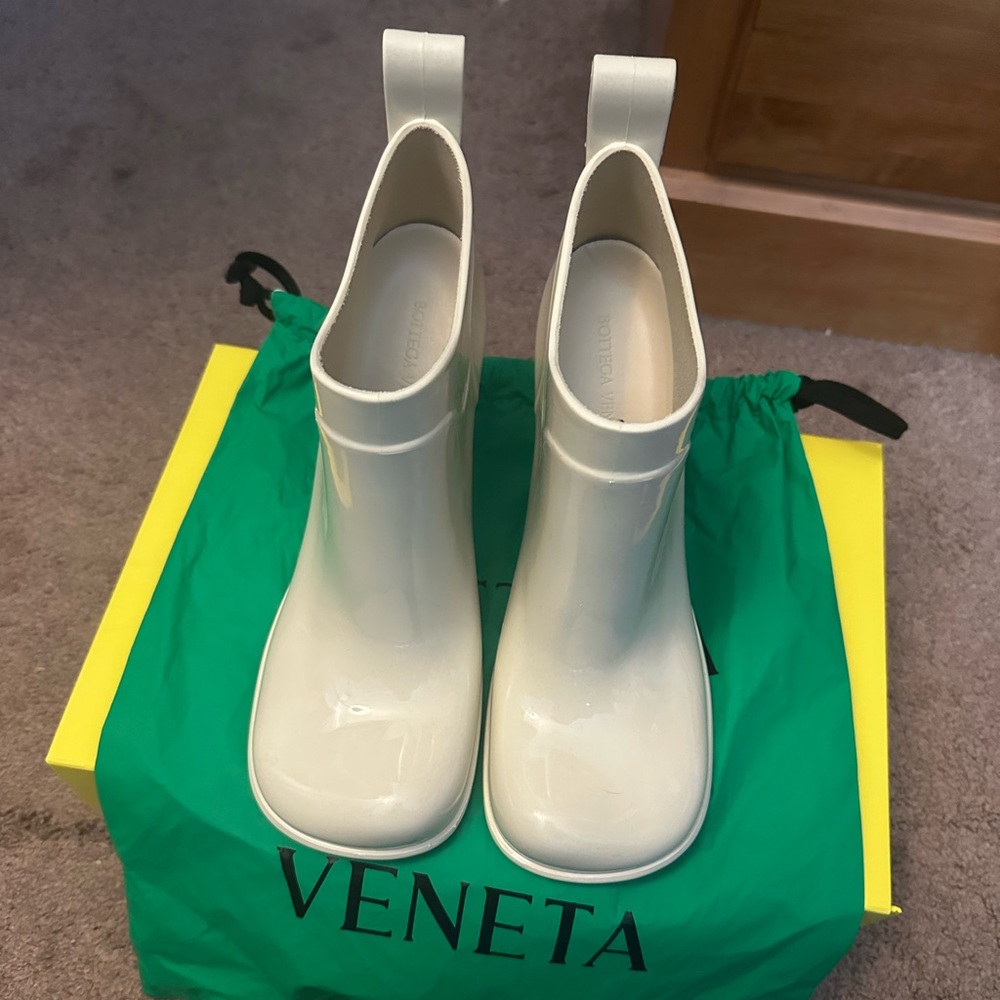 Bottega Veneta Rubber Ankle Boots